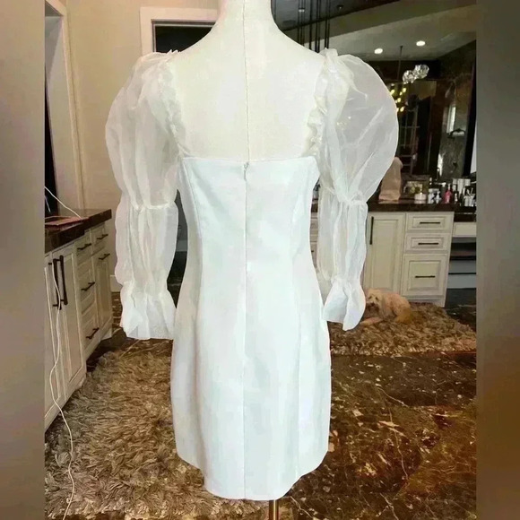 AMANDA UPRICHARD Tia Dress in Ivory- Size-medium - Picture 6 of 9